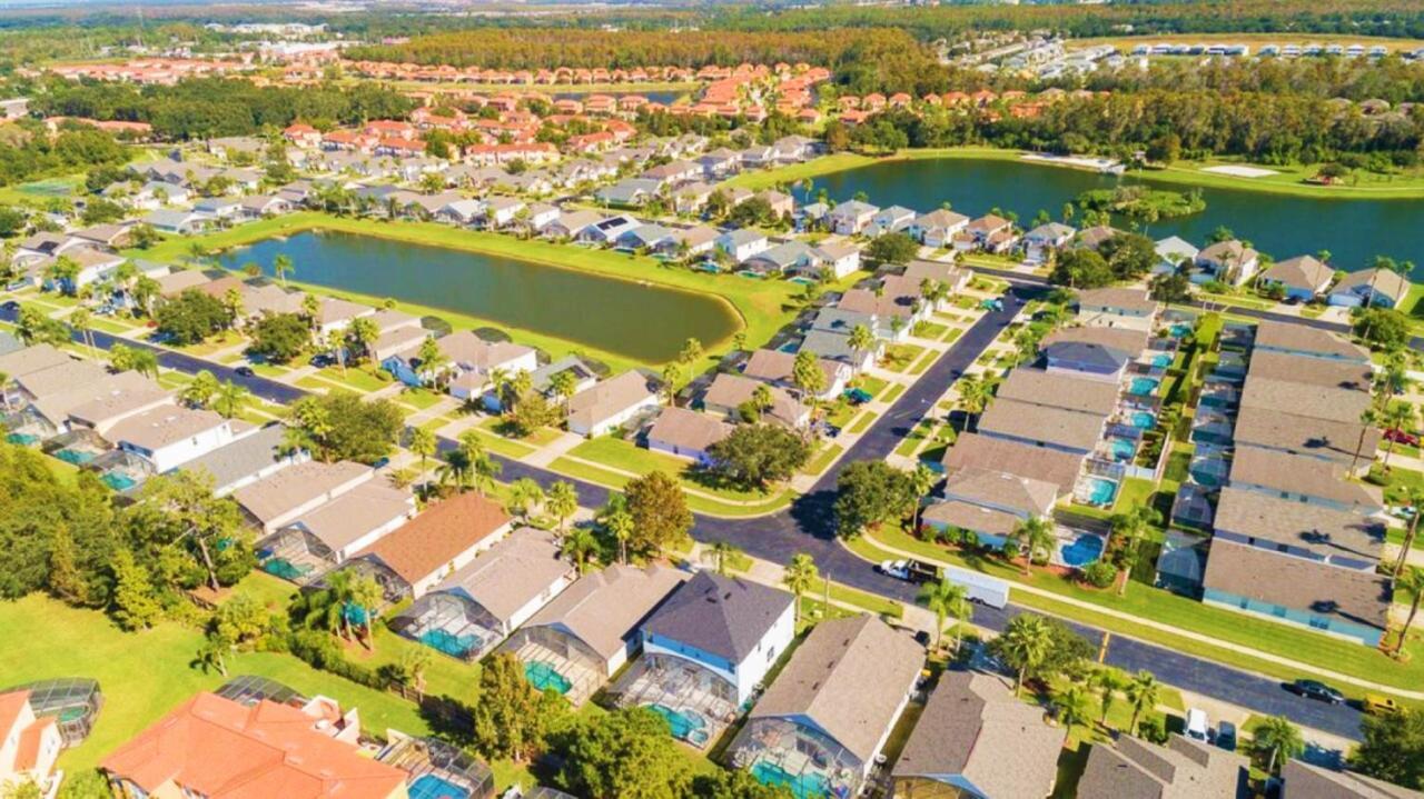 Comfortable Four Bedrooms Home With Pool At Lake Berkley Resort 1023 Kissimmee Exterior foto